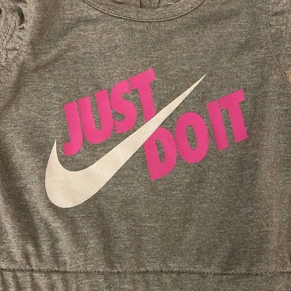 Nike Romper Jumpsuit and Hot Pink Jacket for Baby Girls Size 9-12M - Picture 5 of 9